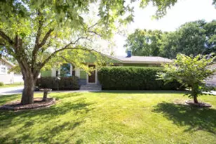 1505 Edgewood Ave, South Milwaukee, WI 53172 - Photo 1