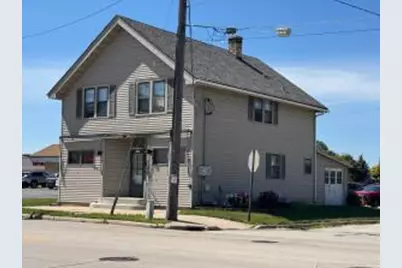 1002 S 26th St, Manitowoc, WI 54220 - Photo 1
