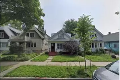 3122 N Dousman St, Milwaukee, WI 53212 - Photo 1