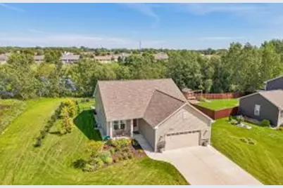 2123  Summerset Dr, Racine, WI 53406 - Photo 1