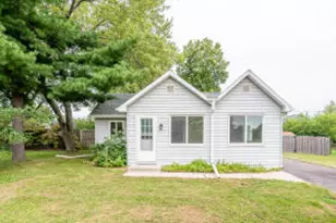 24824 69th St, Paddock Lake, WI 53168 - Photo 1