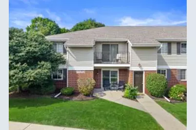 W168N11065  Ashbury Cir, Germantown, WI 53022 - Photo 1