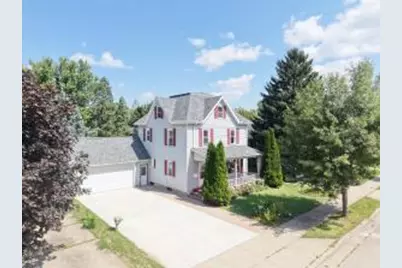 420 W Decker St, Viroqua, WI 54665 - Photo 1