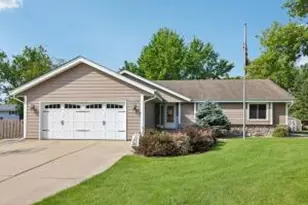 N71W23289 Keystone Dr, Sussex, WI 53089 - Photo 1