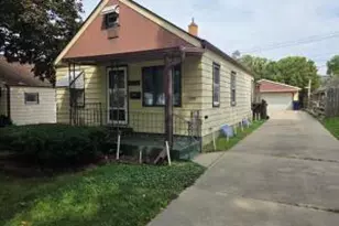 1958 S 97th St, West Allis, WI 53227 - Photo 1