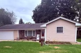 29407 Hickory Ln, Racine, WI 53185 - Photo 1