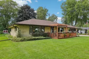 W151N6887 Glenview Dr, Menomonee Falls, WI 53051 - Photo 1