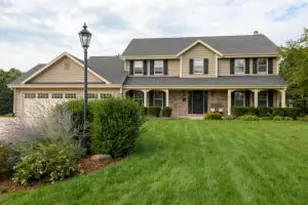N102W15128 Raintree Ct, Germantown, WI 53022 - Photo 1