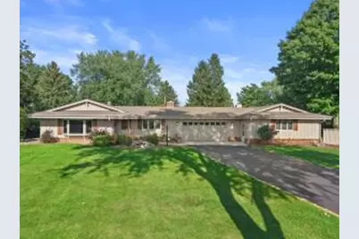 949  Hickory Hill Pkwy, Richfield, WI 53033 - Photo 1