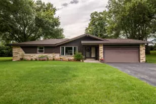 4695 Wessex Dr, Brookfield, WI 53045 - Photo 1