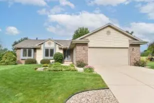W208N16471 St Andrews Ct, Jackson, WI 53037 - Photo 1