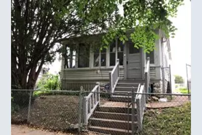 2464 W Lloyd St, Milwaukee, WI 53205 - Photo 1
