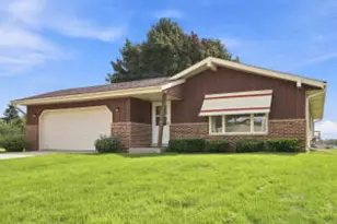 2113 Neptune Cir, Racine, WI 53404 - Photo 1