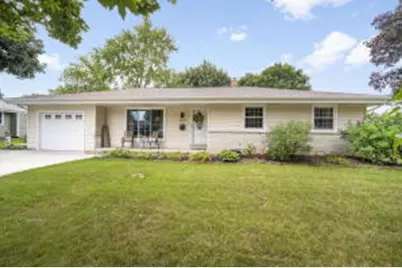 5234  Roberts Dr, Greendale, WI 53129 - Photo 1