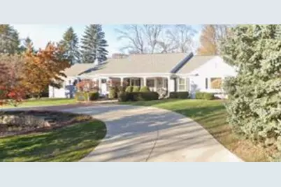 550 E Lake Hill Ct, Whitefish Bay, WI 53217 - Photo 1
