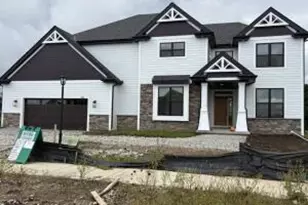 9169 S Winding Wy, Franklin, WI 53132 - Photo 1