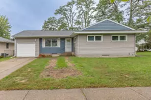 349 6th Ave, Onalaska, WI 54650 - Photo 1
