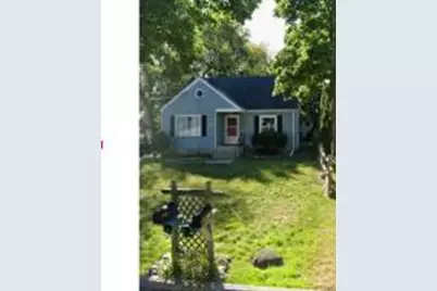 11725 W Courtland Ave, Wauwatosa, WI 53225 - Photo 1