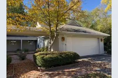 10009 N Franklin Ct, Mequon, WI 53092 - Photo 1