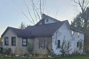 1713 Bainbridge St, Campbell, WI 54603 - Photo 2