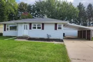 293 Walnut Dr, Onalaska, WI 54650 - Photo 1