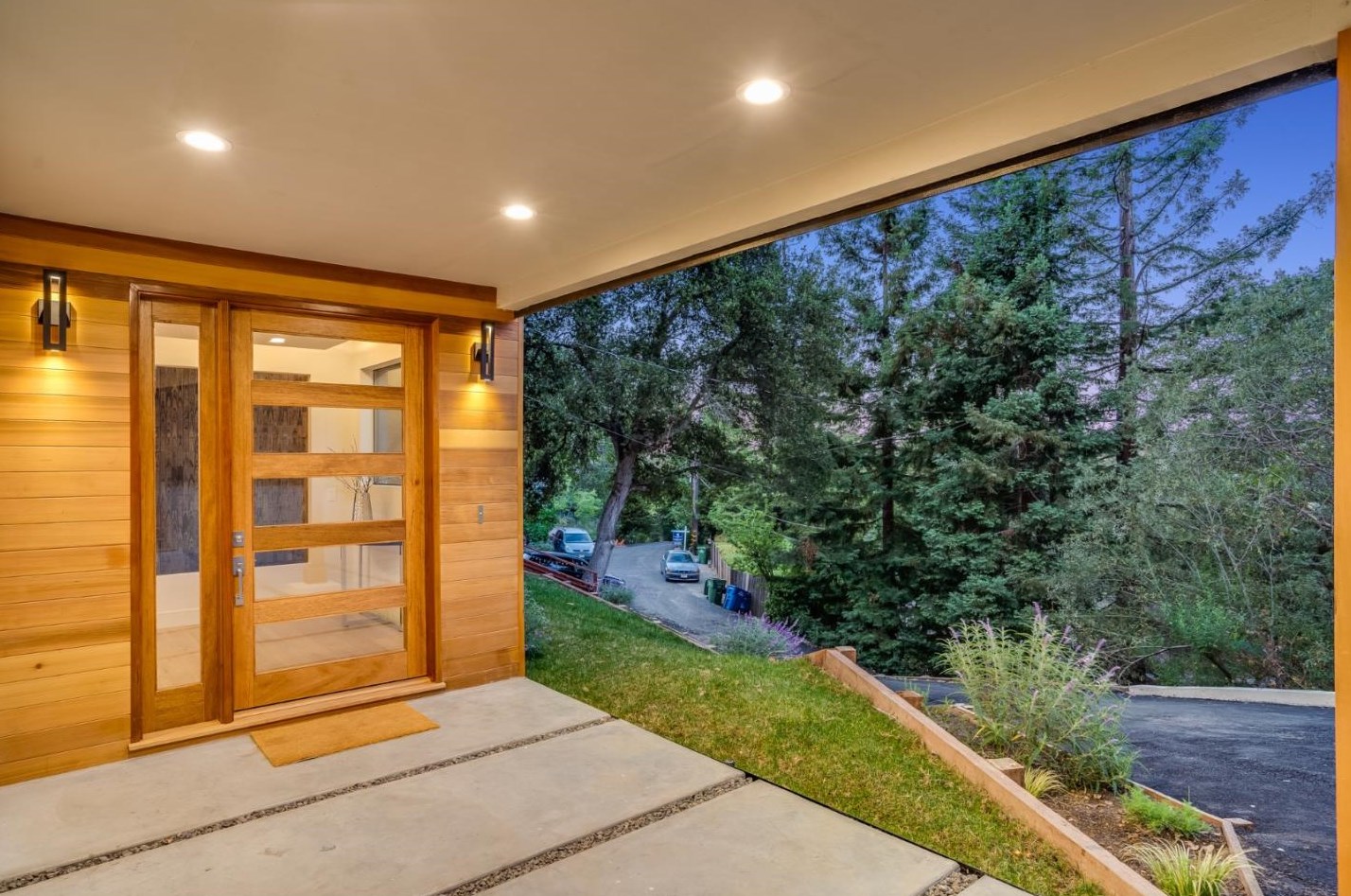 124 Foxwood Rd, Menlo Park, CA 94028-8113
