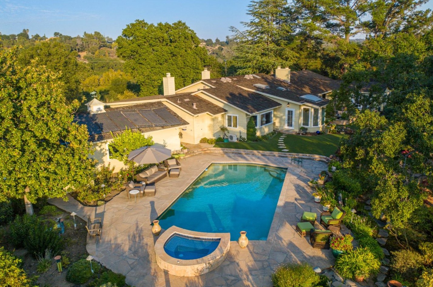 127 Ramoso Rd, Menlo Park, CA 94028-7327