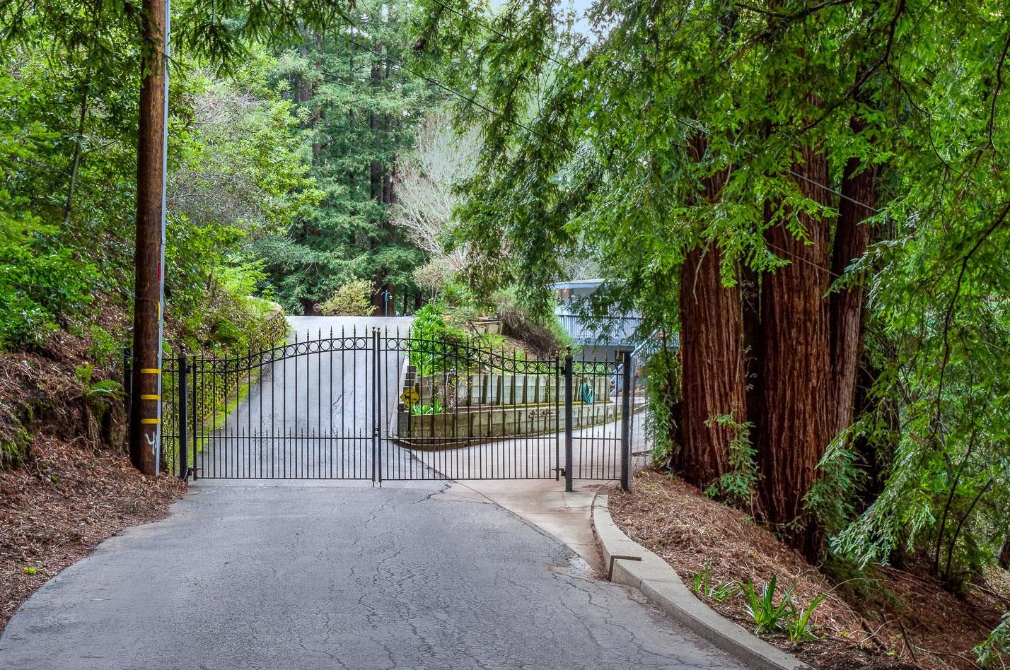 727 Glenwood Cutoff, Santa Cruz, CA 95066-2603