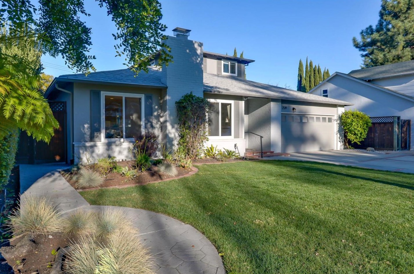2139 Bellview Dr, Palo Alto, CA 94303