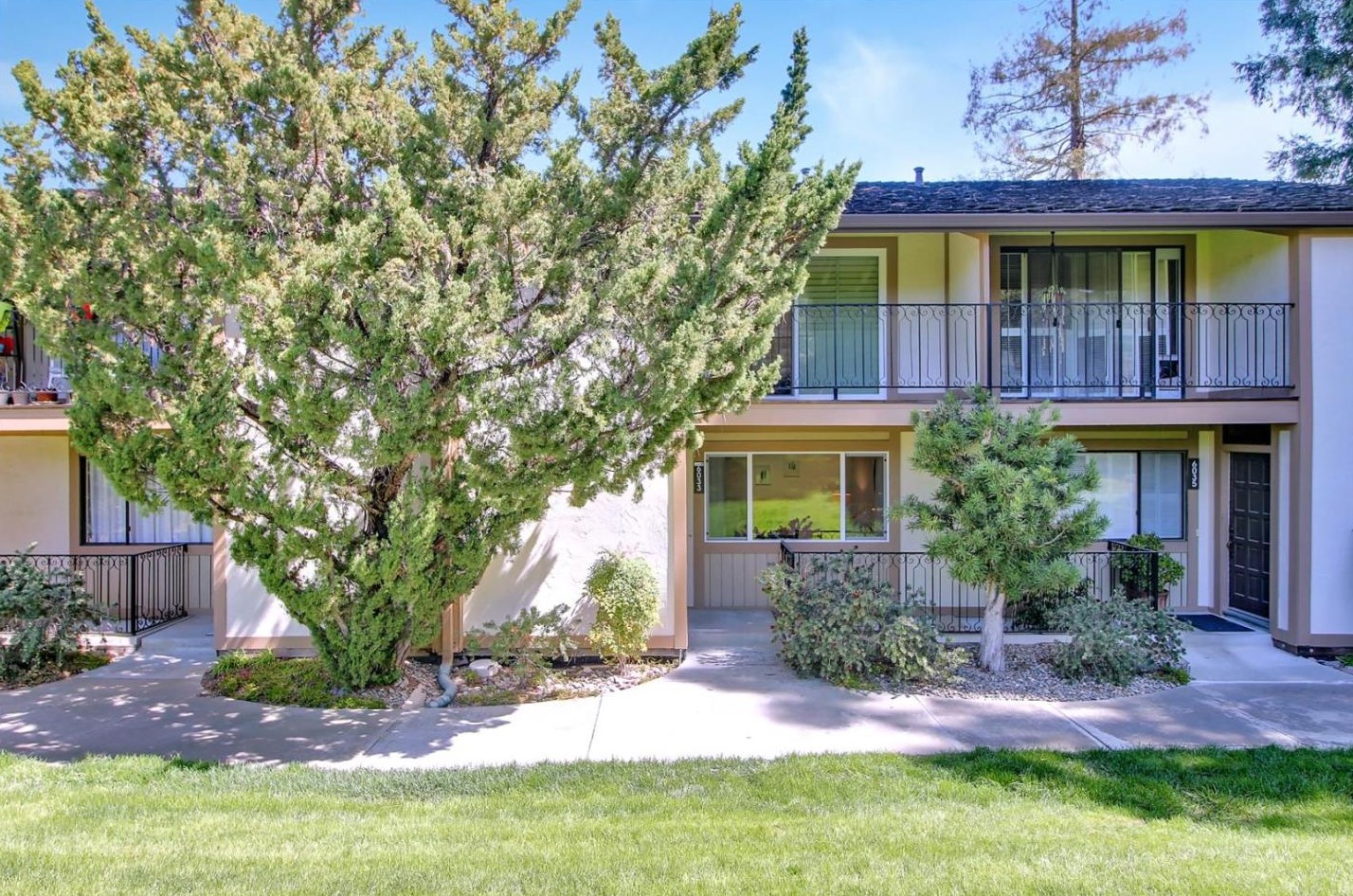 6033 Calle De Suerte, San Jose, CA 95124-6545