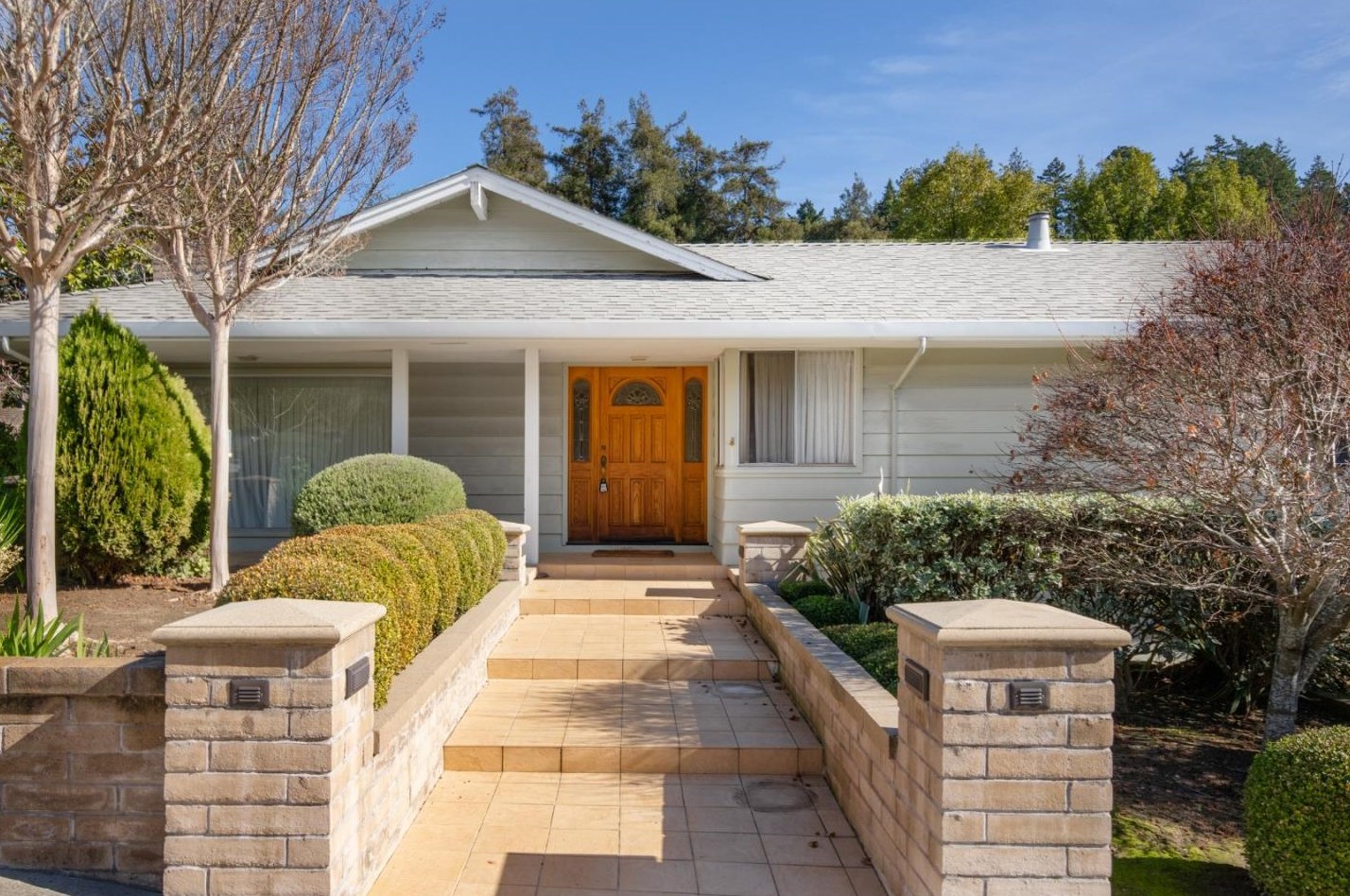 328 Isbel Dr, Santa Cruz, CA 95060-1922