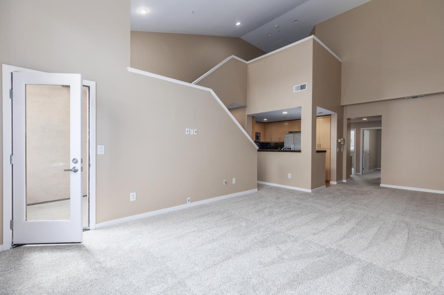 2927 Glascock St, Oakland, CA 94601-2838