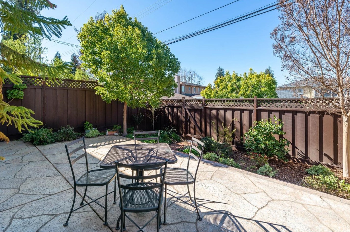 430 Lassen St #4, Los Altos, CA 94022