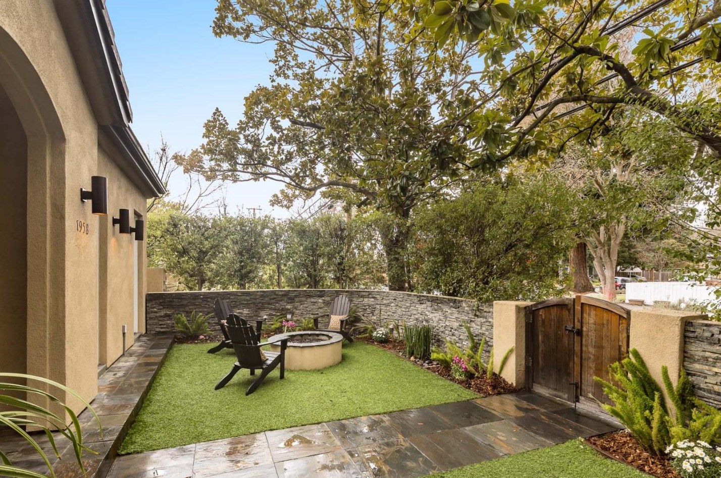 1958 Menalto Ave, Menlo Park, CA 94025-2862