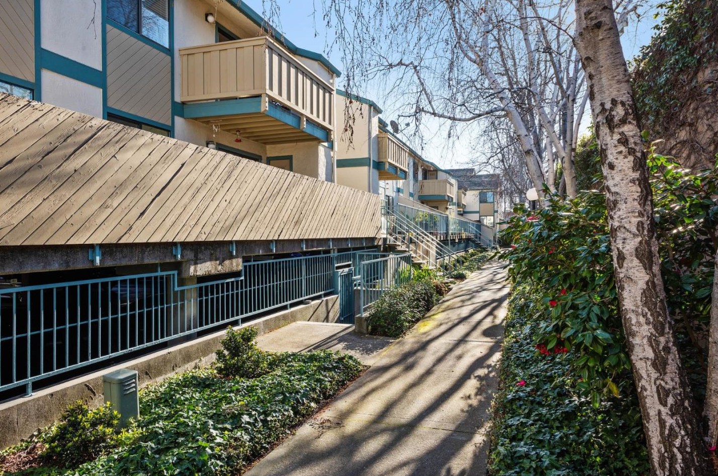 847 Woodside Way, San Mateo, CA 94401-1611