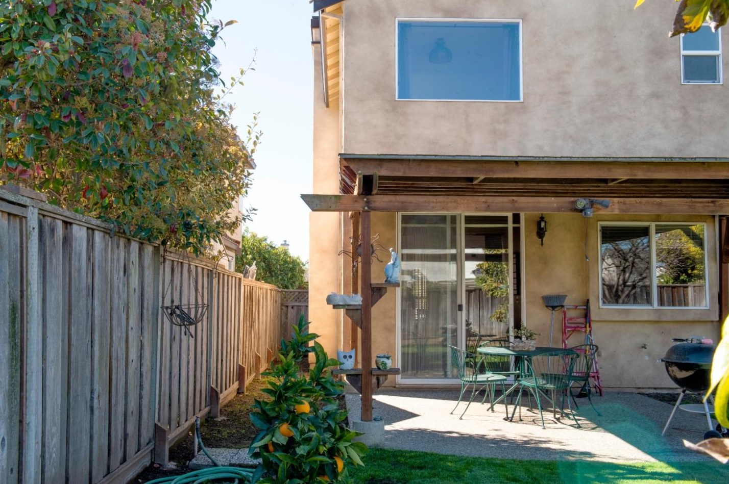 1742 Great Is St, Salinas CA 93905 exterior