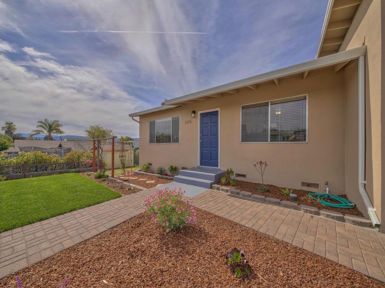 1773 Lowell St, Seaside, CA 93955-3846
