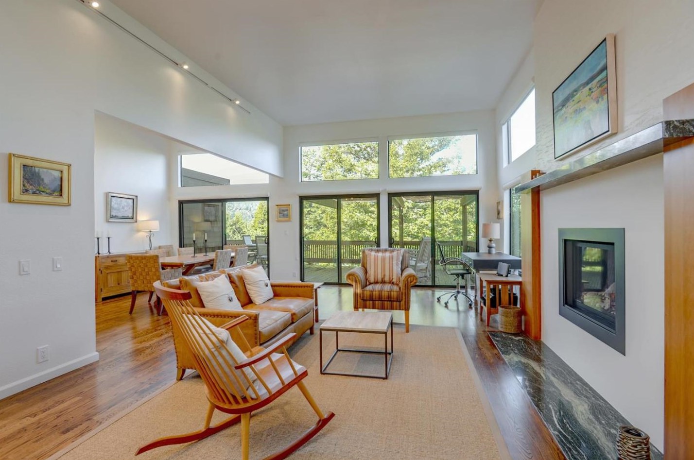 3 Fremontia St, Menlo Park, CA 94028-8032
