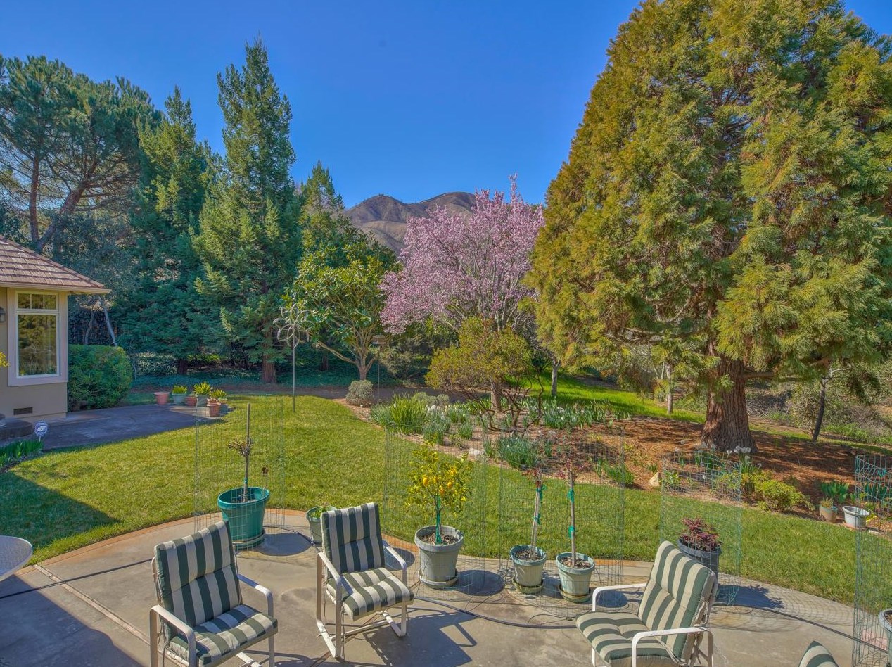23530 Pine Canyon Rd, Salinas, CA 93908-9666