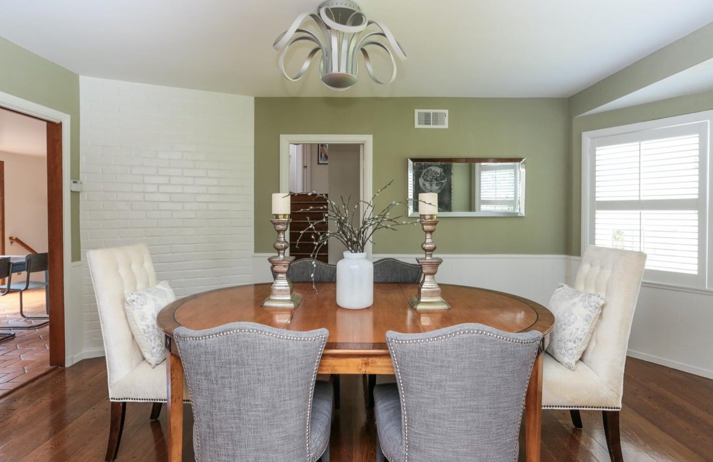 40 Selby Ln, Menlo Park CA  94027-3926 exterior