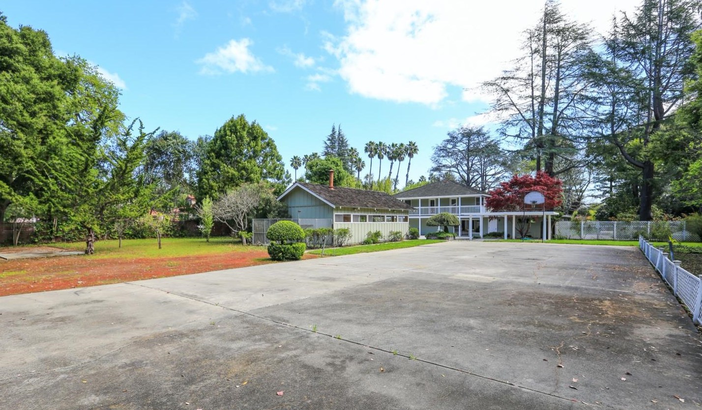 40 Selby Ln, Menlo Park CA  94027-3926 exterior