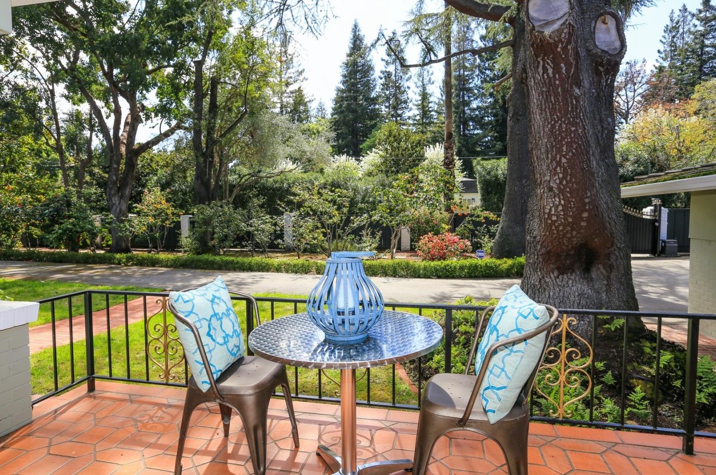 40 Selby Ln, Menlo Park CA  94027-3926 exterior