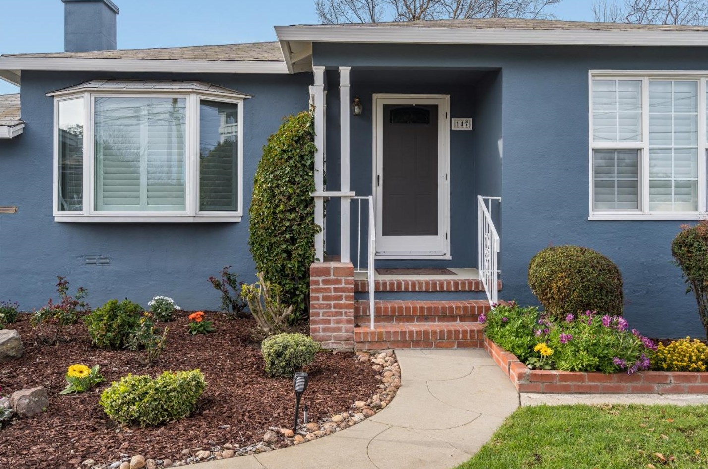 147 Poinsettia Ave, San Mateo, CA 94403-2830