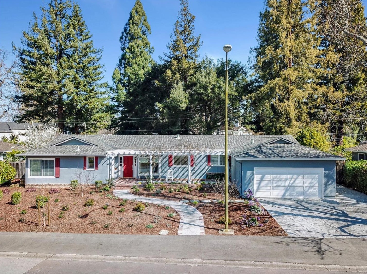 1330 Cotton St, Menlo Park, CA 94025-5556