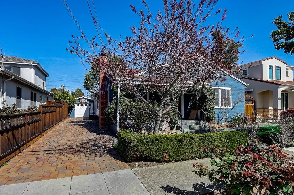 3705 Park Blvd, Palo Alto, CA 94306