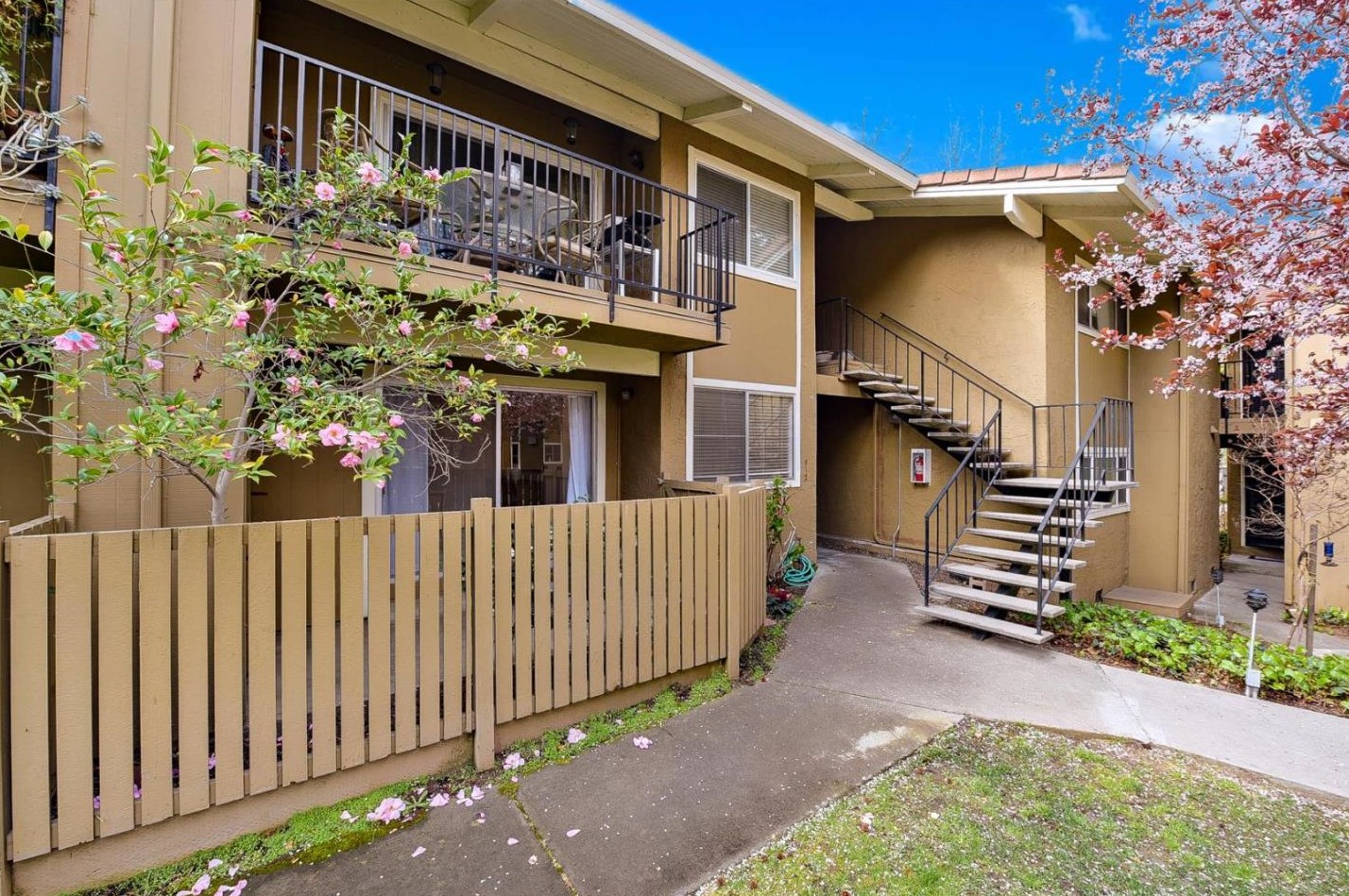 420 Alberto Way, Los Gatos, CA 95032-5408