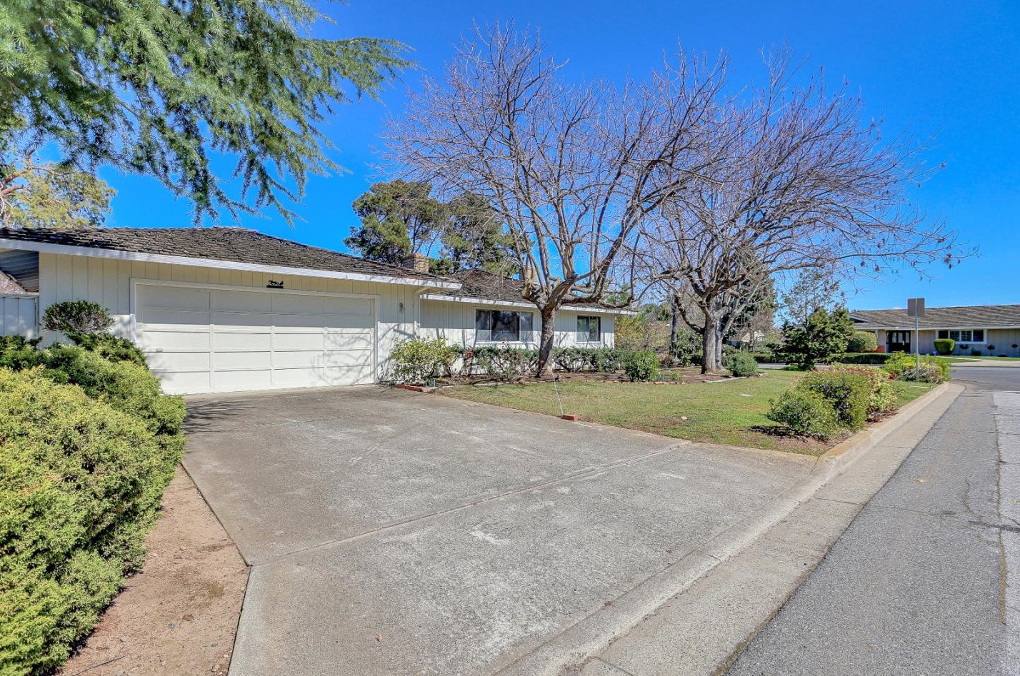 12909 Cumberland Dr, Saratoga, CA 95070-3845
