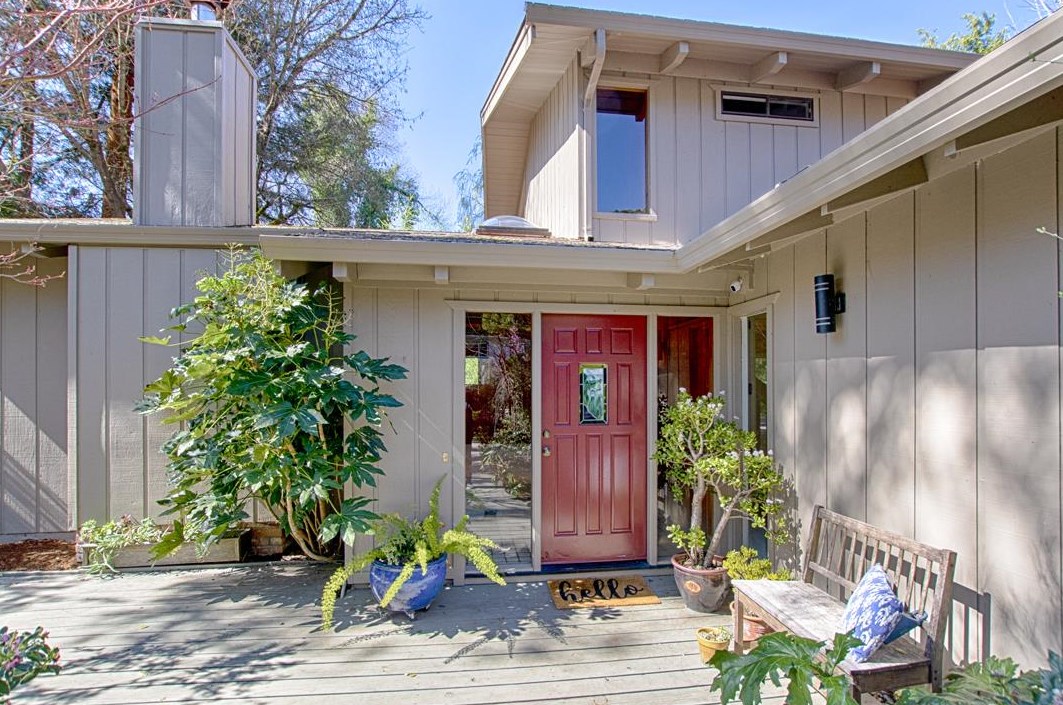 332 Riverside Ave, Ben Lomond, CA 95005
