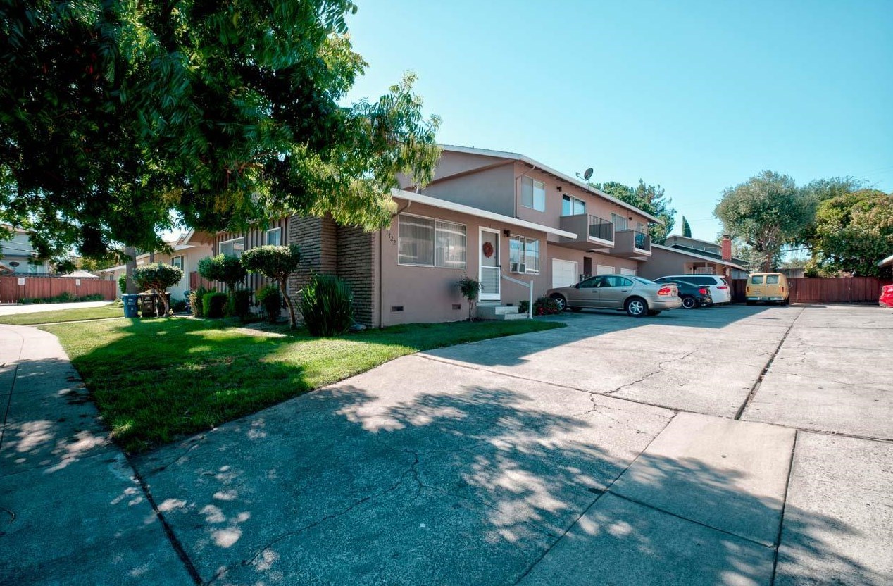 1722 Whitwood Ln, Campbell, CA 95008