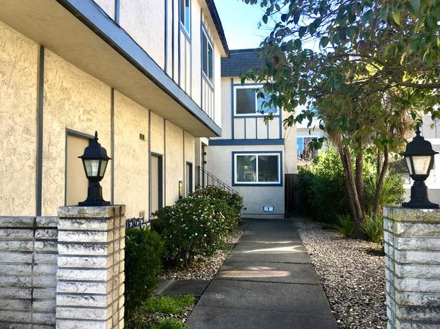1430 Oxford St 2, Redwood City, CA 94061